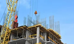 İngiltere inşaat sektöründe kriz çanları: Dev şirketler bir bir iflas ediyor