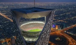 Suudi Arabistan, Dünyanın İlk Gökyüzü Stadyumu Olan 1 Milyar Dolarlık NEOM Gökyüzü Stadyumu'nu Tanıttı