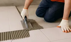 Seramik uygulamalarında hangi tip yapıştırıcıyı kullanmalıyız?
