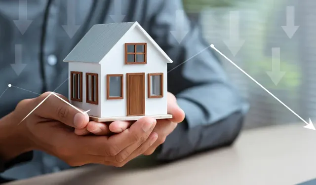 Ev fiyatları altın bazında 15 yılın en ucuz seviyesine indi