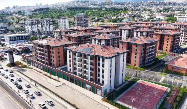 Emlak Konut, faizsiz ve peşinatsız konut sahibi olma imkanı sunan "Yeni Yuvam Modeli"ni başlattı.