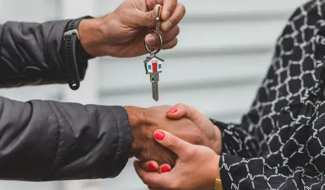 İskan (Yapı Kullanma İzin Belgesi) Olmayan Ev Alınır mı? Riskleri Nelerdir?