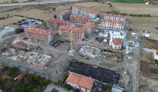Kütahya Hisarcık’ta TOKİ sosyal konut projesi hızla ilerliyor