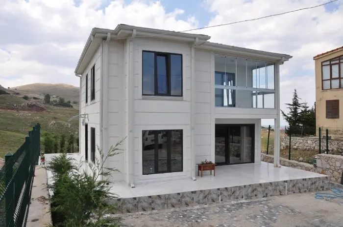 Mustakil Ev
