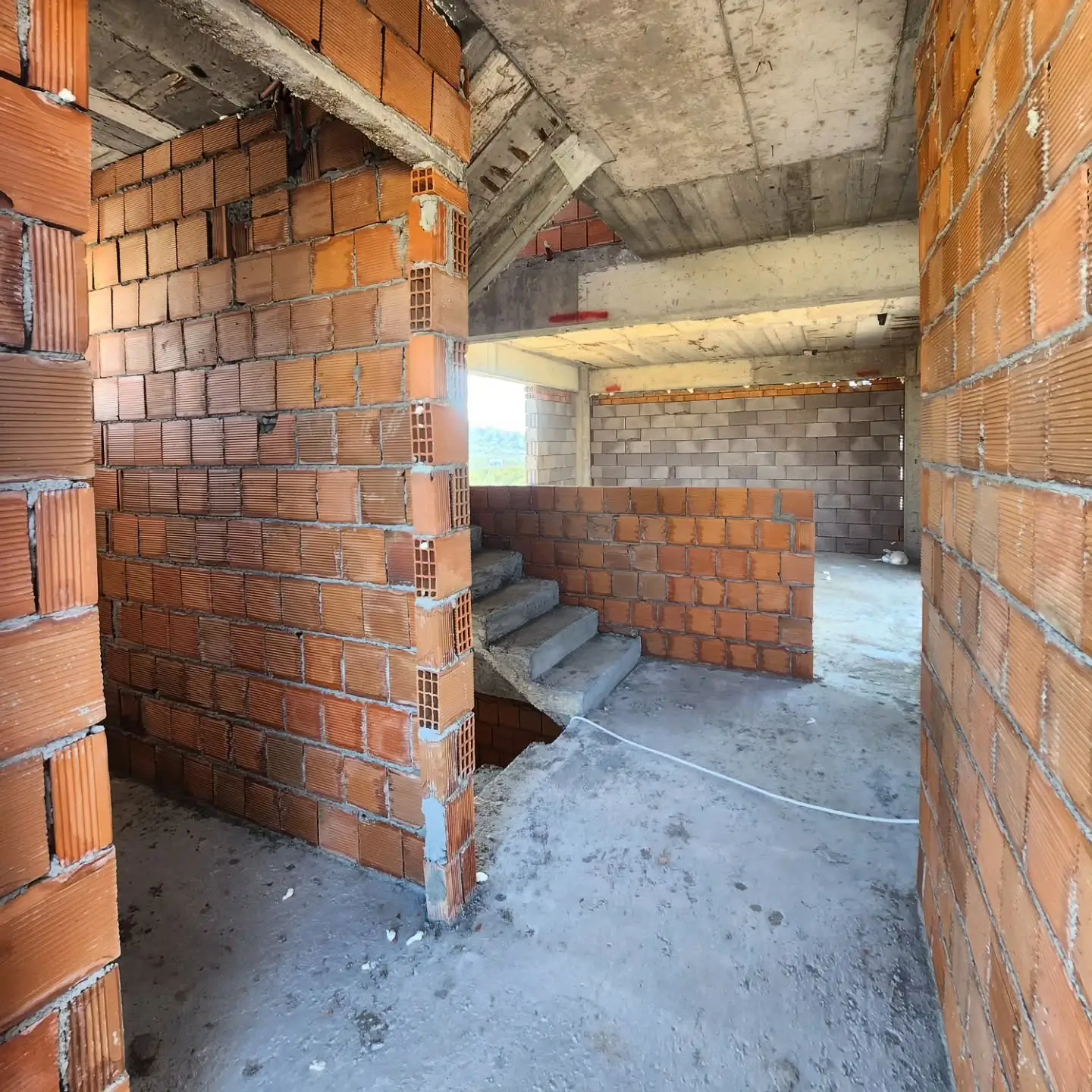 Tasiyici Duvar