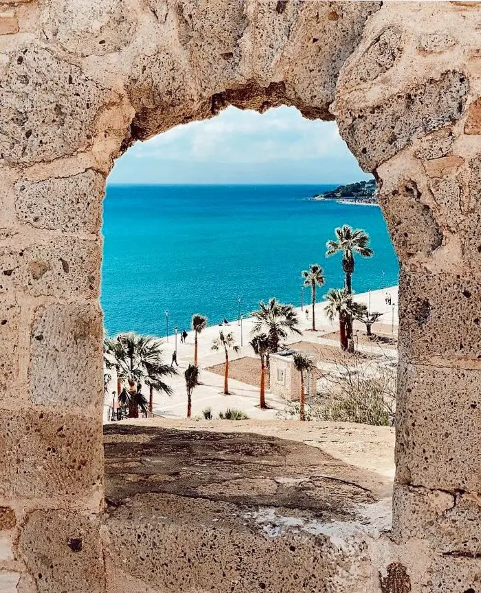 İzmir Çeşme Kalesi